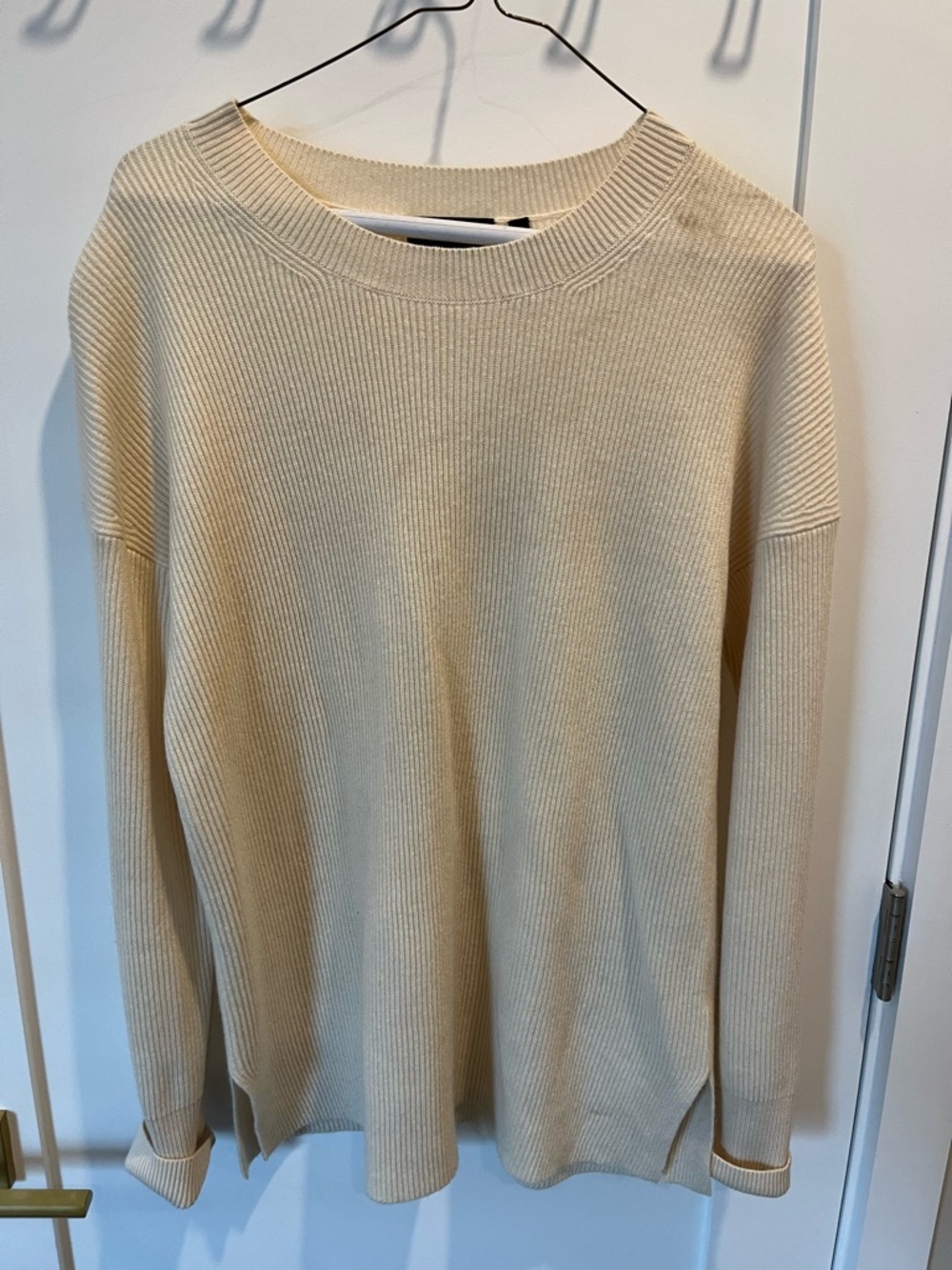 Theory Cream Long Ribbed Crewneck Sweater